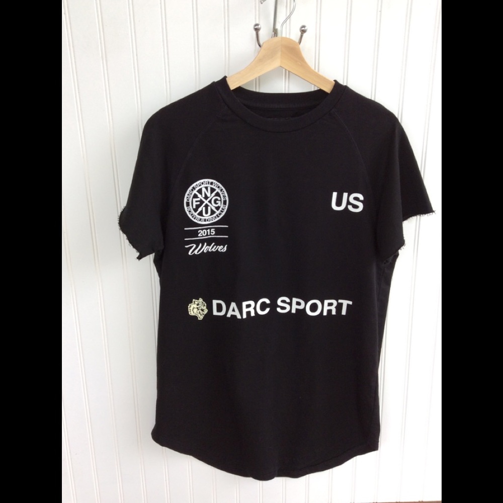 DARC SPORT Wolves Forever Black T-Shirt.
